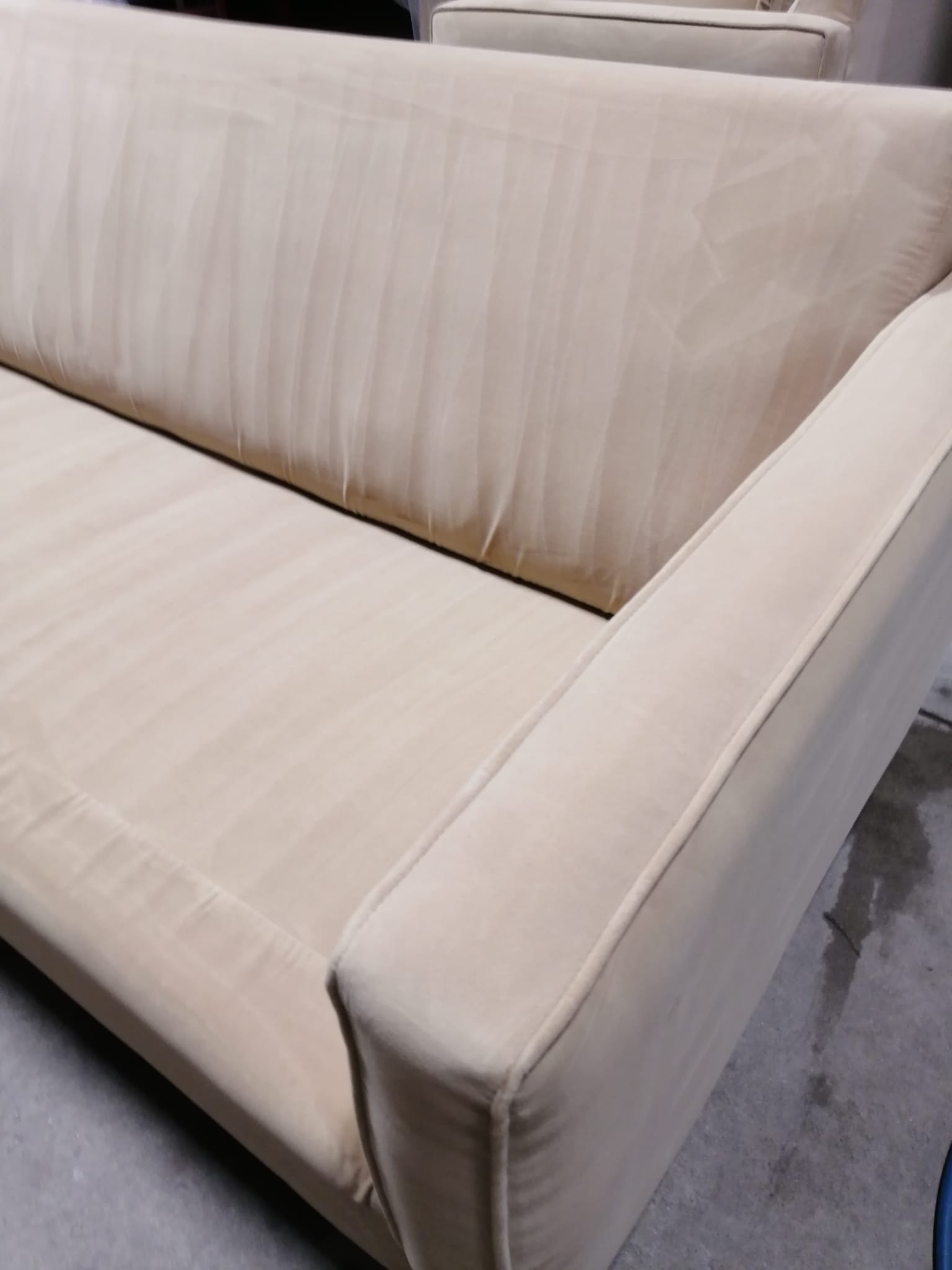 White sofa after cleaning